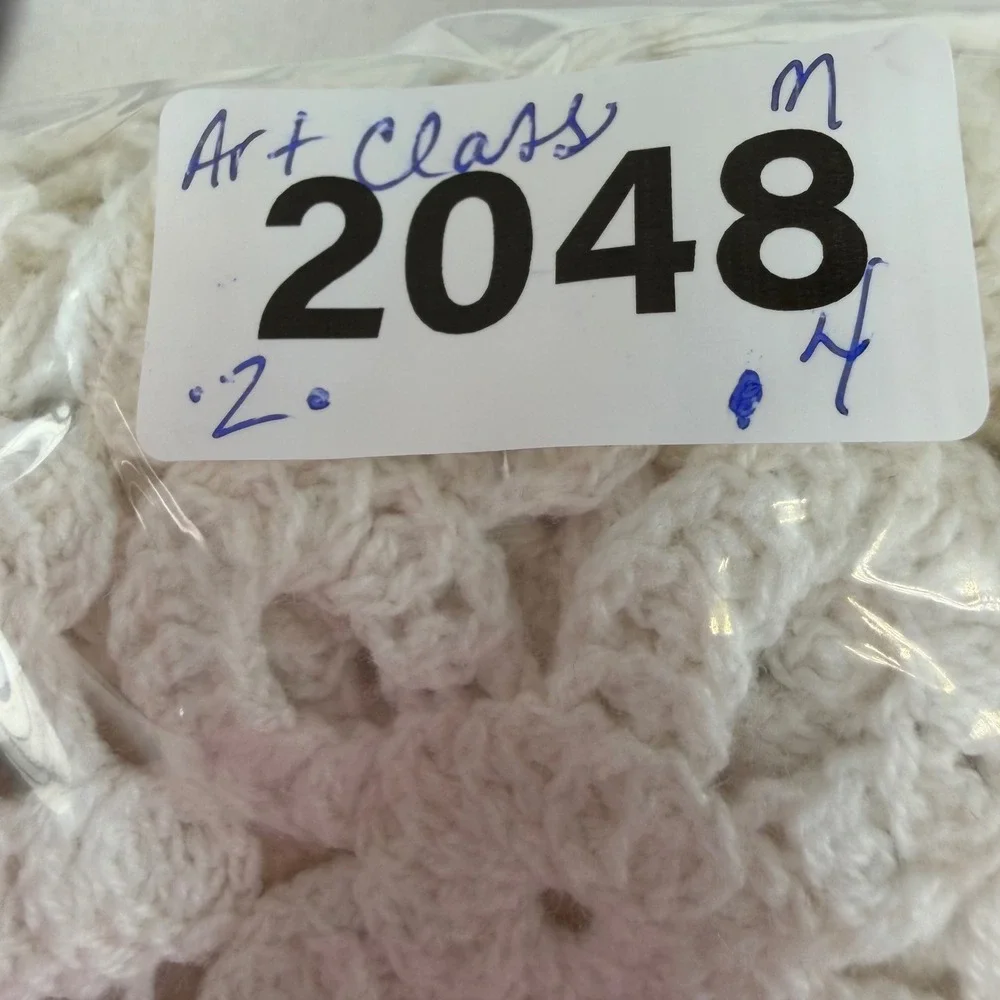 Art Class Crochet Vest Girls Medium 8 White Floral Button Up Boho Cottagecore